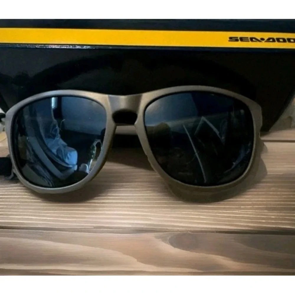 SEA-DOO FLOATING POLARIZED LAGOON‎ SUNGLASSES SEA DOO FLOATING 100% UV400 Brown